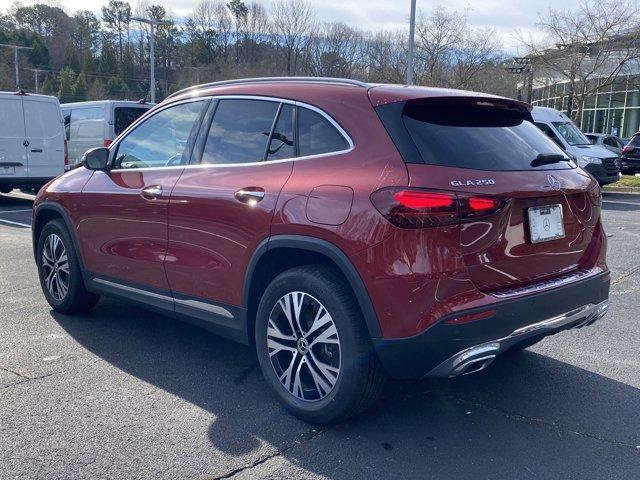 new 2025 Mercedes-Benz GLA 250 car, priced at $49,620