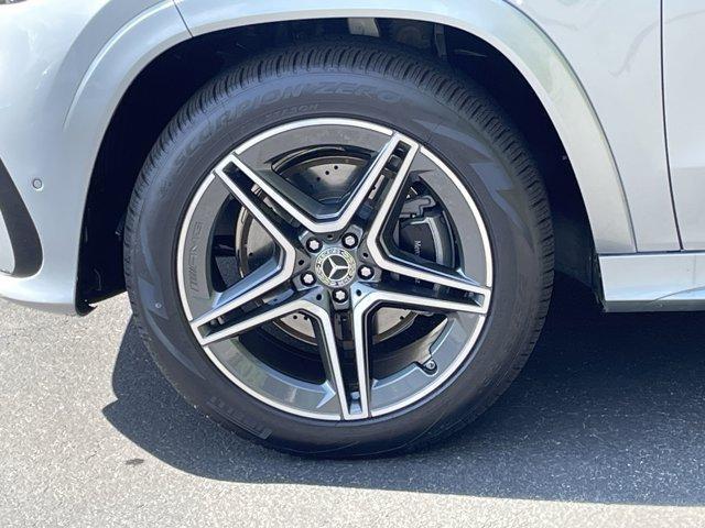 new 2025 Mercedes-Benz GLS 450 car, priced at $95,365