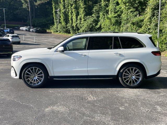 new 2025 Mercedes-Benz GLS 450 car, priced at $98,075