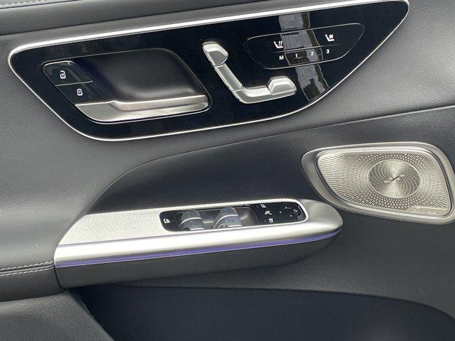 new 2026 Mercedes-Benz GLC 300 car, priced at $62,290