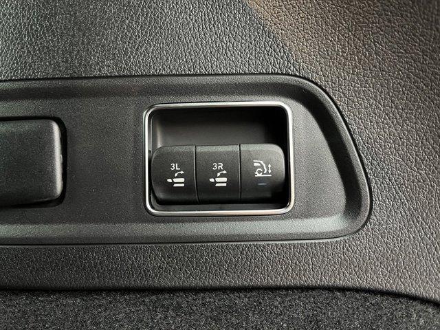 new 2025 Mercedes-Benz GLS 450 car, priced at $95,695