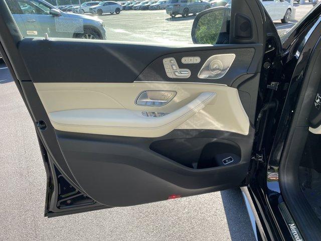 new 2025 Mercedes-Benz GLS 450 car, priced at $95,970