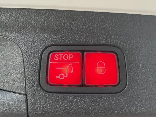 used 2023 Mercedes-Benz GLE 350 car, priced at $52,898