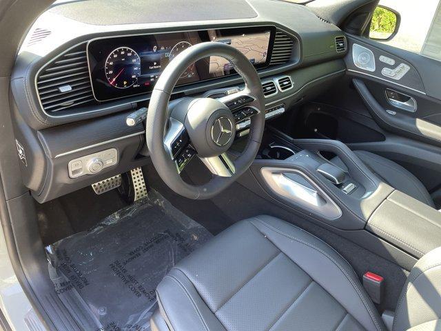 new 2025 Mercedes-Benz GLS 450 car, priced at $102,155