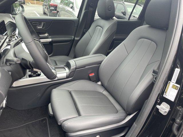 new 2025 Mercedes-Benz GLB 250 car, priced at $49,580