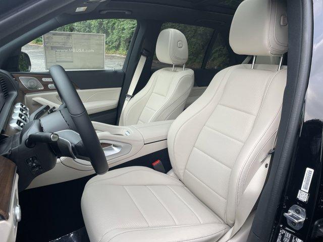 new 2025 Mercedes-Benz GLE 450 car, priced at $80,525