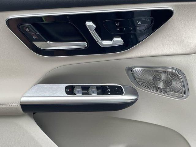 new 2025 Mercedes-Benz GLC 350e car, priced at $68,665