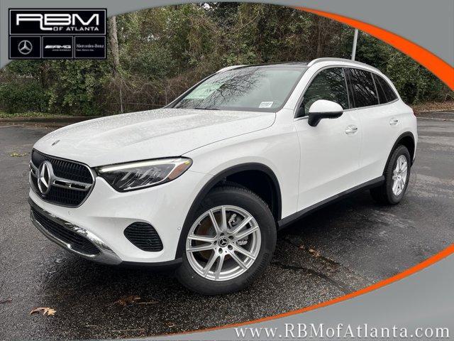 new 2025 Mercedes-Benz GLC 300 car, priced at $57,595