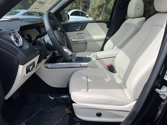 new 2025 Mercedes-Benz GLB 250 car, priced at $53,170