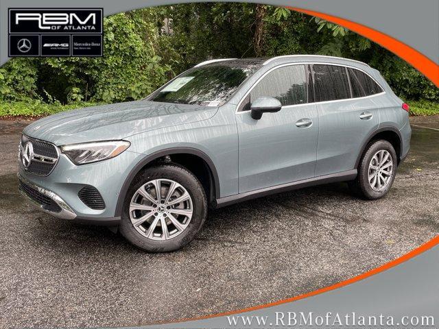new 2025 Mercedes-Benz GLC 300 car, priced at $54,960