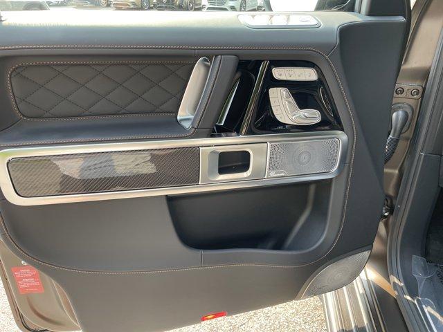 new 2025 Mercedes-Benz AMG G 63 car, priced at $266,695