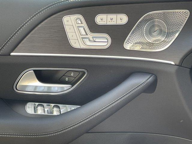 new 2025 Mercedes-Benz GLS 450 car, priced at $101,275