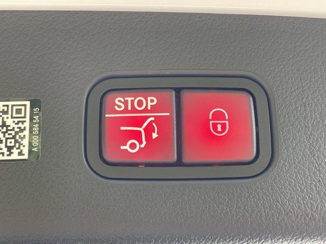 new 2026 Mercedes-Benz GLC 300 car, priced at $59,690