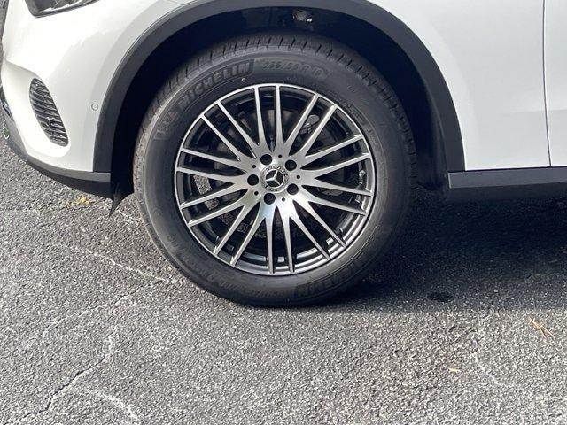 new 2026 Mercedes-Benz GLC 300 car, priced at $59,690