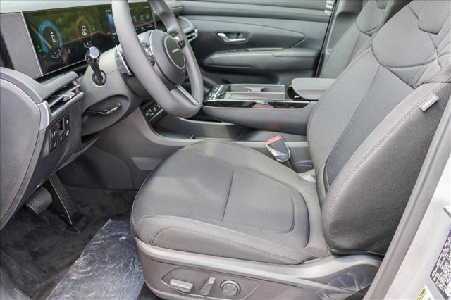 new 2025 Hyundai TUCSON Hybrid car, priced at $35,003