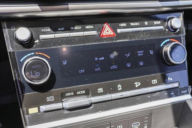 new 2025 Hyundai Santa Fe car, priced at $39,824