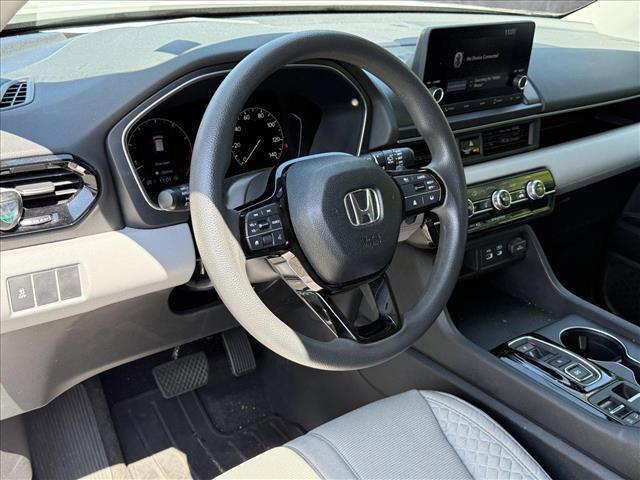 used 2023 Honda Pilot car, priced at $34,138