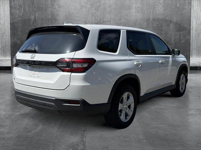used 2023 Honda Pilot car, priced at $34,138