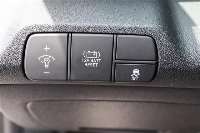 new 2025 Hyundai Elantra car, priced at $31,073