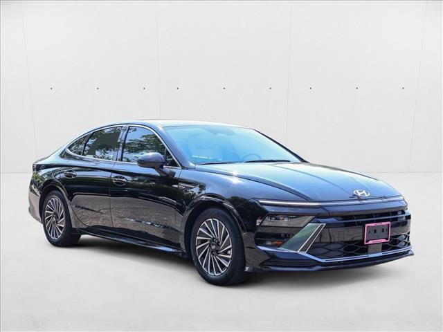 new 2024 Hyundai Sonata Hybrid car, priced at $30,987