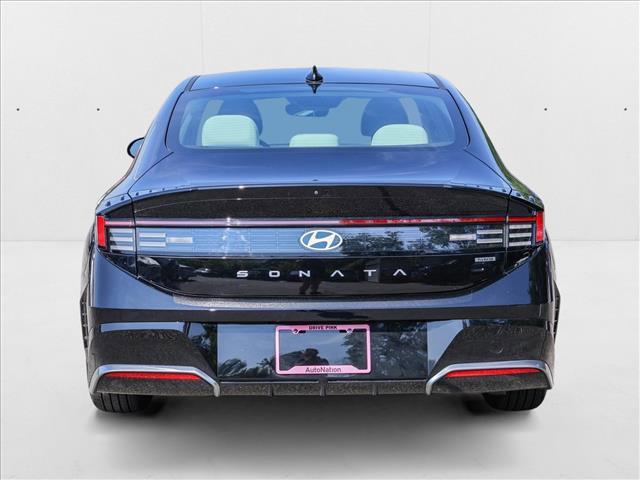 new 2024 Hyundai Sonata Hybrid car, priced at $30,987