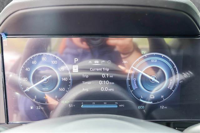 new 2025 Hyundai Elantra car, priced at $28,734
