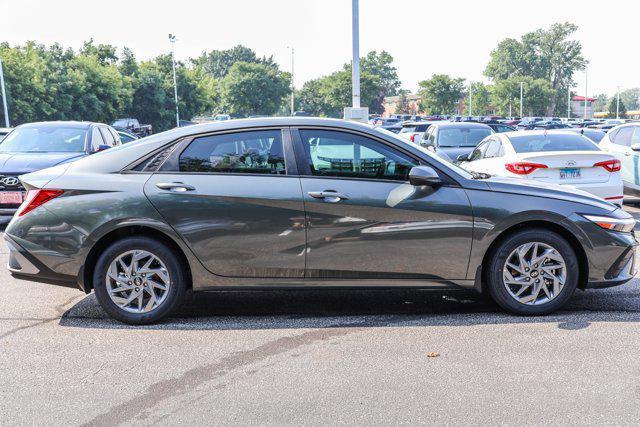 new 2025 Hyundai ELANTRA HEV car, priced at $26,770