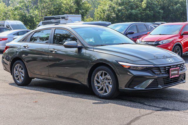 new 2025 Hyundai ELANTRA HEV car, priced at $26,770