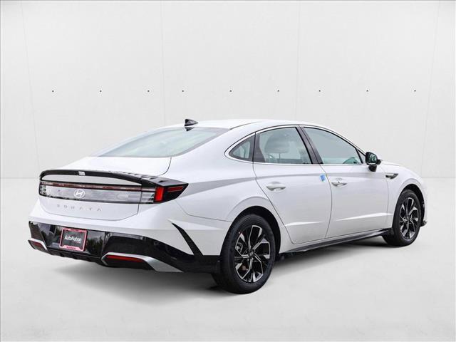 new 2025 Hyundai Sonata car, priced at $28,604
