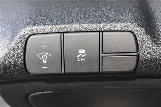 new 2025 Hyundai Elantra car, priced at $27,244