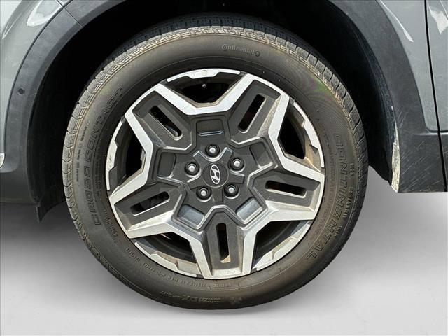 used 2023 Hyundai Santa Fe car, priced at $29,999