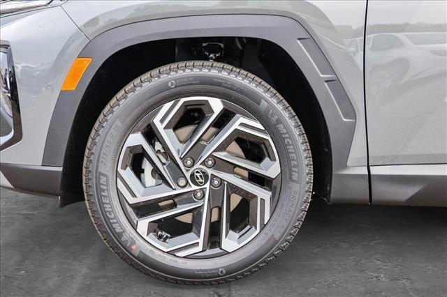 new 2025 Hyundai Tucson car, priced at $40,913