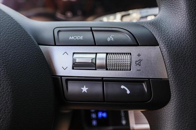 new 2025 Hyundai TUCSON Hybrid car, priced at $34,981