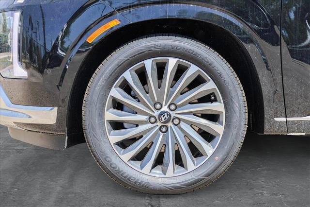 new 2025 Hyundai Palisade car, priced at $52,076