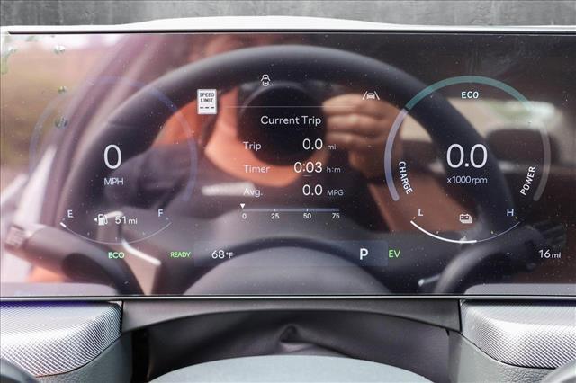 new 2025 Hyundai Sonata Hybrid car, priced at $39,313