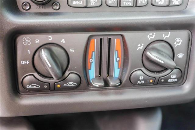 used 2002 Chevrolet Monte Carlo car, priced at $18,995