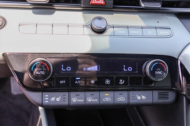 new 2025 Hyundai Elantra car, priced at $31,073