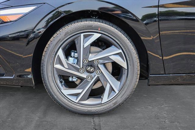 new 2025 Hyundai Elantra car, priced at $31,073