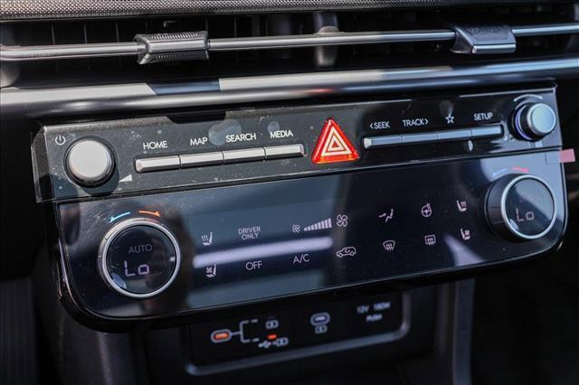 new 2025 Hyundai TUCSON Hybrid car, priced at $42,637