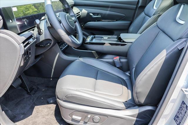 new 2025 Hyundai TUCSON Hybrid car, priced at $42,637