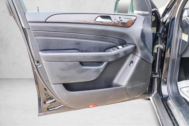 used 2012 Mercedes-Benz M-Class car, priced at $10,500