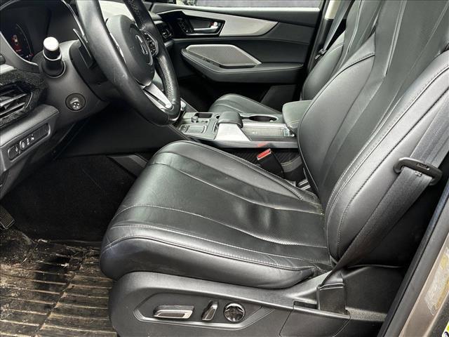 used 2023 Acura MDX car, priced at $43,555