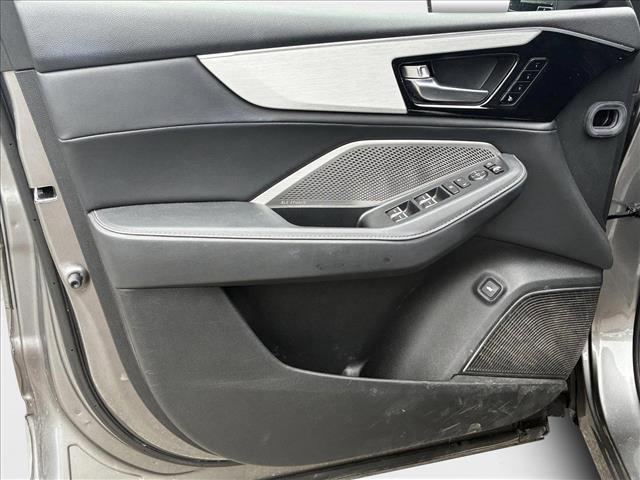 used 2023 Acura MDX car, priced at $41,999