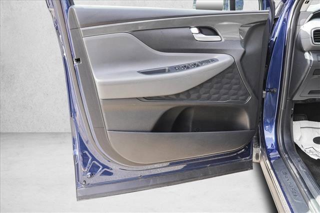 used 2023 Hyundai Santa Fe car, priced at $22,162