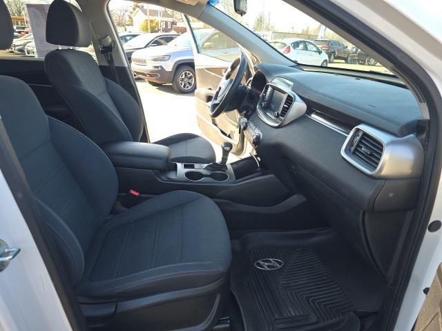 used 2019 Kia Sorento car, priced at $15,298