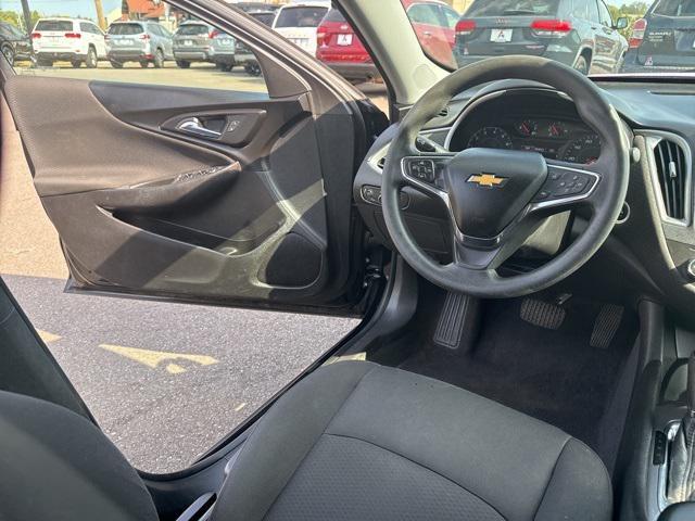 used 2018 Chevrolet Malibu car, priced at $13,498