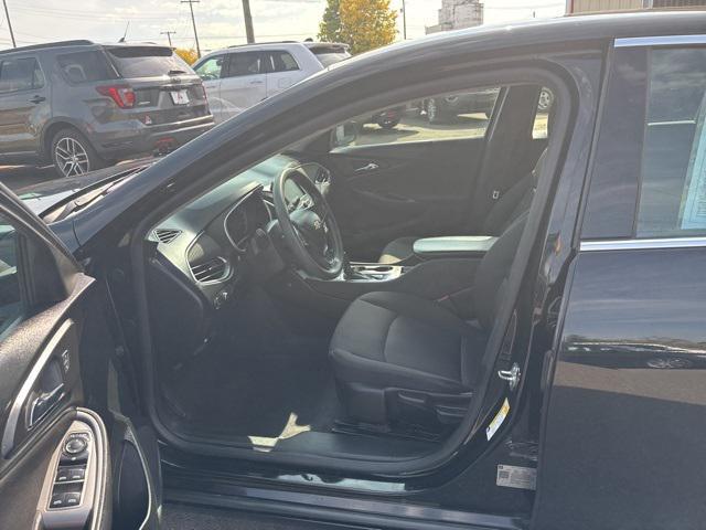 used 2018 Chevrolet Malibu car, priced at $13,498