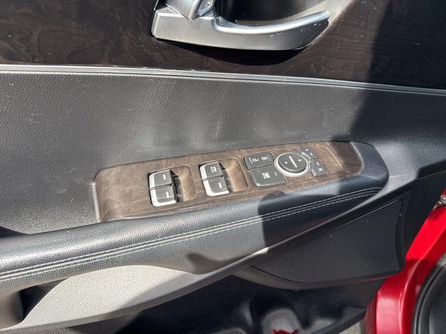 used 2018 Kia Sorento car, priced at $13,998