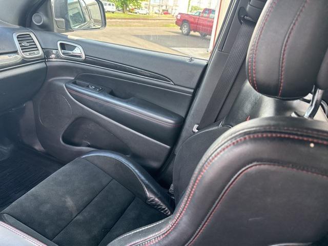 used 2018 Jeep Grand Cherokee car, priced at $19,294