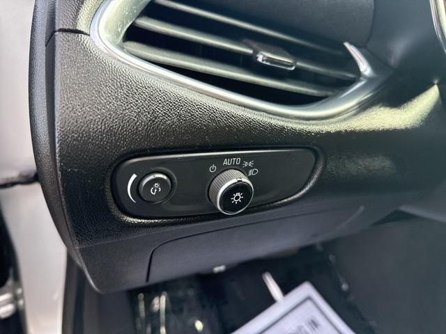 used 2018 Chevrolet Malibu car, priced at $10,998